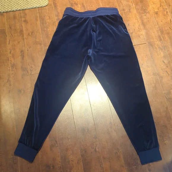 Nike velour pants - Picture 3 of 5